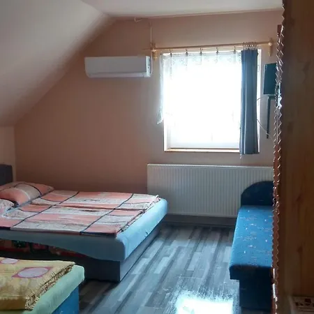 Czako Vendeghaz Rekreacios Pihenohaza 3* Szilvásvárad